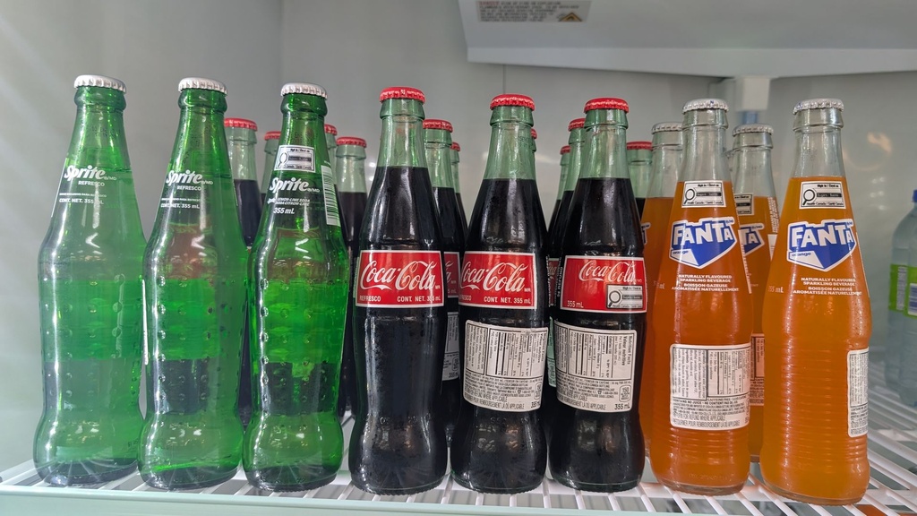 [ESF109] Boisson gazeuse Coca-Cola